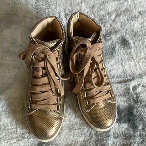 Steve Madden sneakers